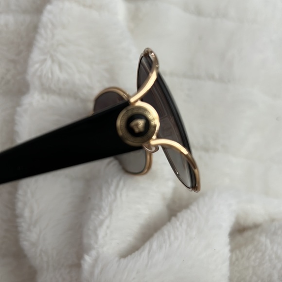 Authentic Versace Sunglasses - Picture 3 of 3